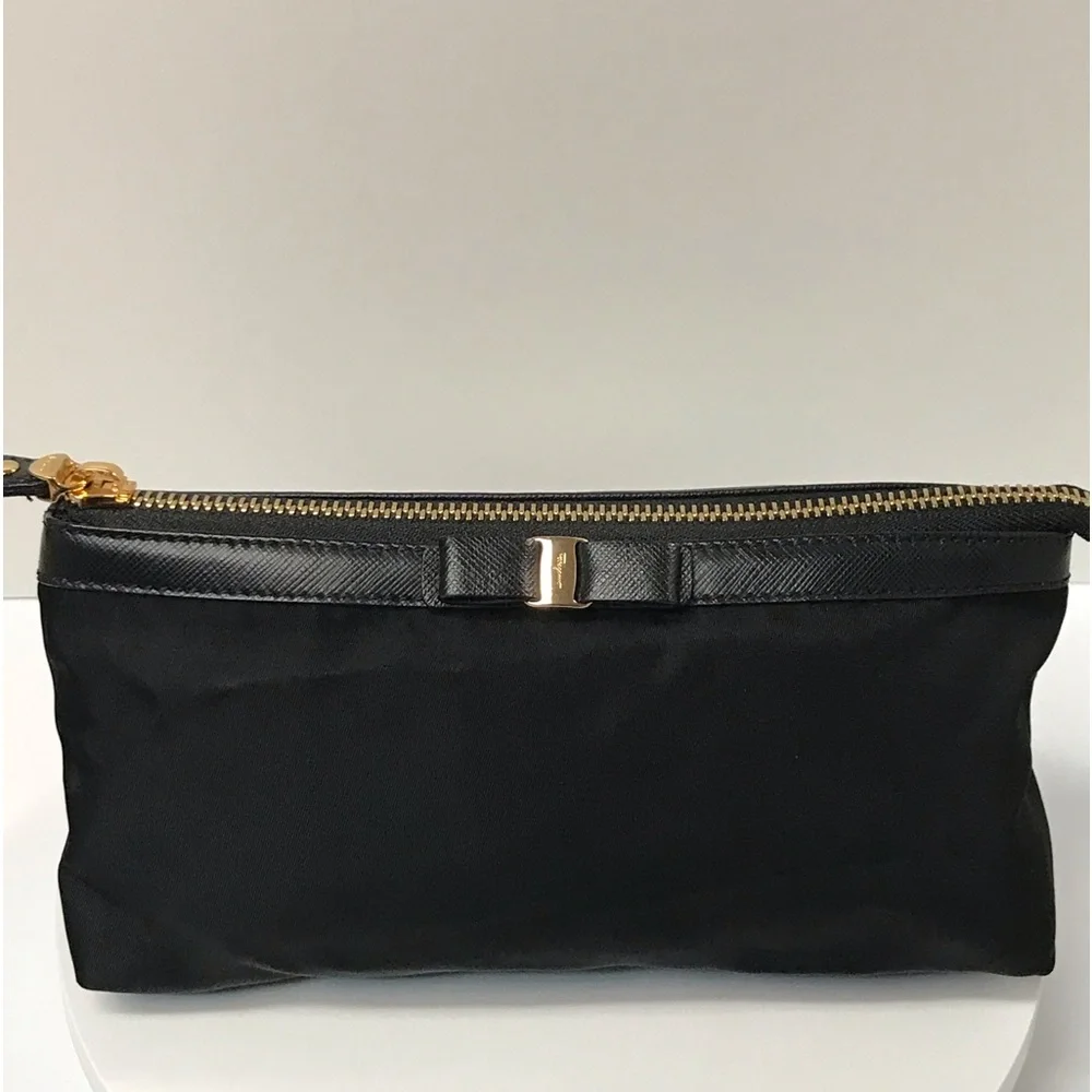 Salvatore Ferragamo Vara Ribbon Nylon/Leather Cosmetic Bag 😍🖤